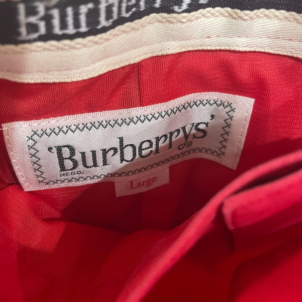 Vintage BURBERRYs’ Womens Red Shorts Vintage Red Large  Golf Shorts Skirt - Picture 6 of 7
